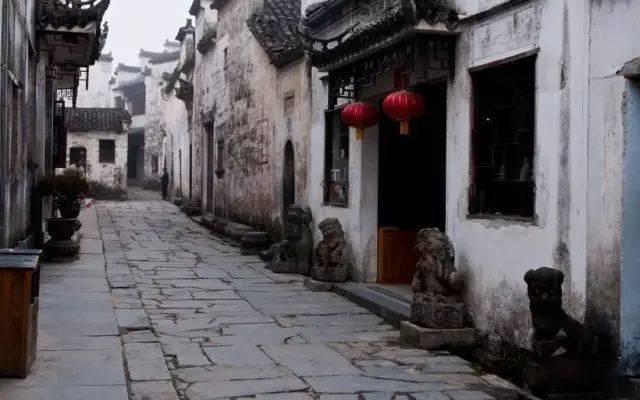时尚男孩救援